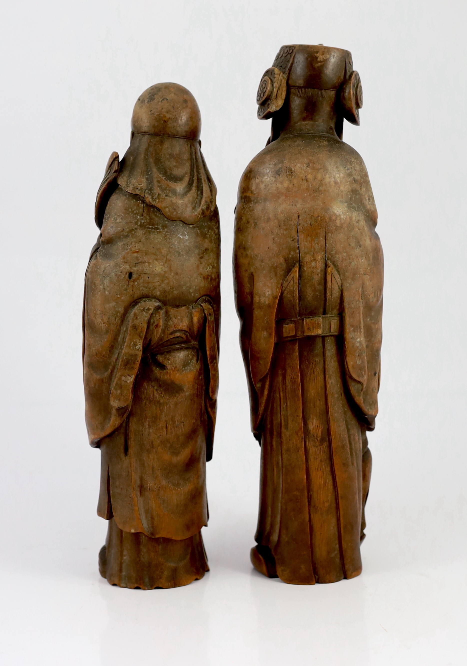 Two Chinese bamboo figures of Shou and Fu, 18th/19th century, losses to Shou’s hat